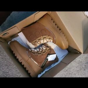 🤎NWT🤎Velvet Tan Sorel Joan of Arctic Next Lite 🥾 Snow Boots☃️ Size 10US Women